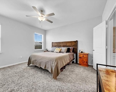 2112 Erlinda Drive - Photo Thumbnail 9
