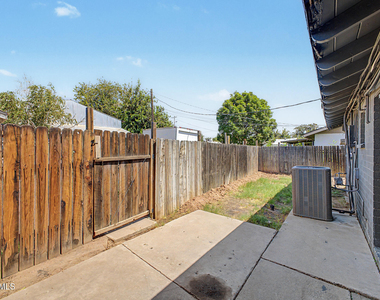 317 N Elm Street - Photo Thumbnail 37