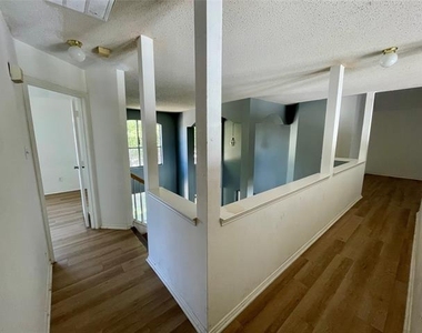 7520 Sunburst Trail - Photo Thumbnail 19