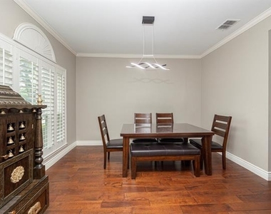 2828 Royal Troon Drive - Photo Thumbnail 4