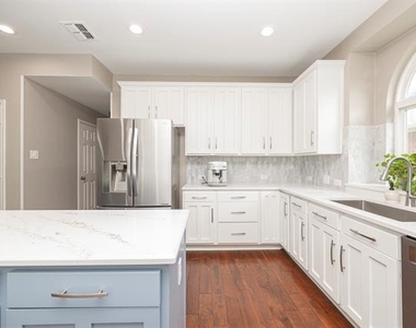 2828 Royal Troon Drive - Photo Thumbnail 30