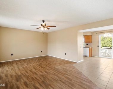 10528 W Tumblewood Drive - Photo Thumbnail 5