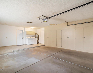 10528 W Tumblewood Drive - Photo Thumbnail 19