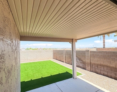 30239 N Bobcat Way - Photo Thumbnail 10