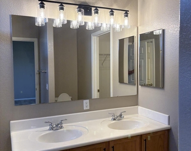 30239 N Bobcat Way - Photo Thumbnail 30