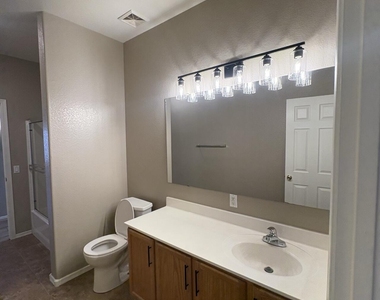 30239 N Bobcat Way - Photo Thumbnail 17