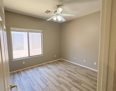 30239 N Bobcat Way - Photo Thumbnail 20