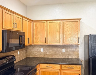 30239 N Bobcat Way - Photo Thumbnail 5