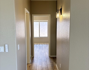 30239 N Bobcat Way - Photo Thumbnail 34
