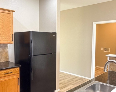 30239 N Bobcat Way - Photo Thumbnail 6
