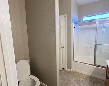30239 N Bobcat Way - Photo Thumbnail 29