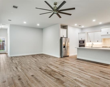 2121 Eastus Lane - Photo Thumbnail 2