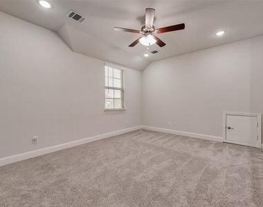 16524 Sage Crest Drive - Photo Thumbnail 11
