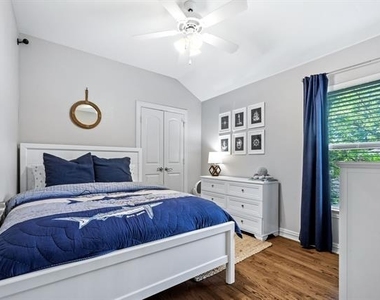 5332 Longview Street - Photo Thumbnail 26