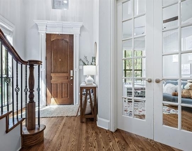 5332 Longview Street - Photo Thumbnail 4