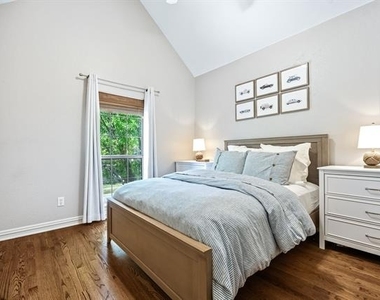 5332 Longview Street - Photo Thumbnail 25