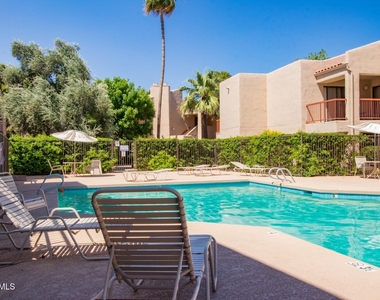 9465 N 92nd Street - Photo Thumbnail 19