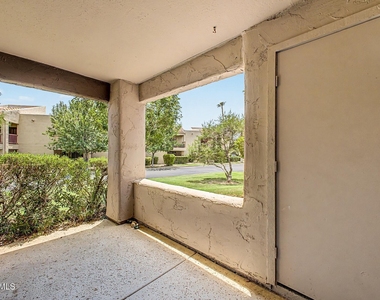 9465 N 92nd Street - Photo Thumbnail 16
