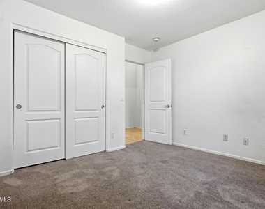 4441 E Cottonwood Lane - Photo Thumbnail 21