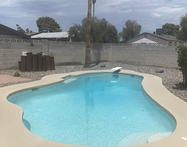 3468 E Hearn Road - Photo Thumbnail 16