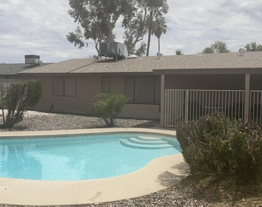 3468 E Hearn Road - Photo Thumbnail 17