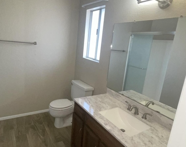 3468 E Hearn Road - Photo Thumbnail 11