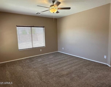 11815 W Daley Court - Photo Thumbnail 6