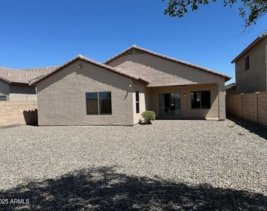 11815 W Daley Court - Photo Thumbnail 10