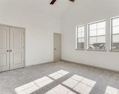 433 Matchbox Street - Photo Thumbnail 11
