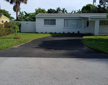 4289 S Mary Circle - Photo Thumbnail 9