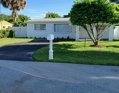 4289 S Mary Circle - Photo Thumbnail 7