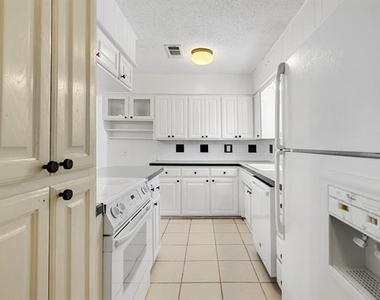 8348 Hillside Drive - Photo Thumbnail 7