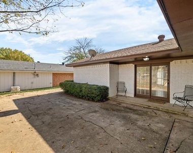 8348 Hillside Drive - Photo Thumbnail 20
