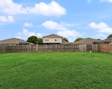 2701 Mockingbird Street - Photo Thumbnail 18