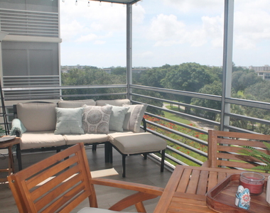 3520 Oaks Way - Photo Thumbnail 32