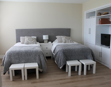 3520 Oaks Way - Photo Thumbnail 17