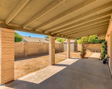 831 E Stephens Drive - Photo Thumbnail 19