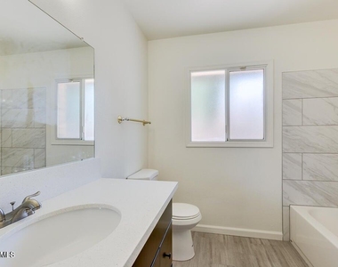 831 E Stephens Drive - Photo Thumbnail 18