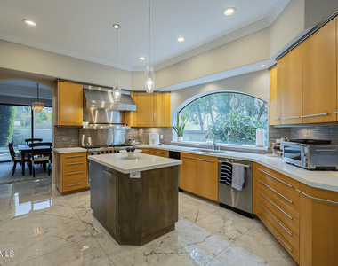 7878 E Gainey Ranch Road - Photo Thumbnail 14