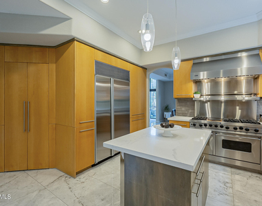 7878 E Gainey Ranch Road - Photo Thumbnail 15