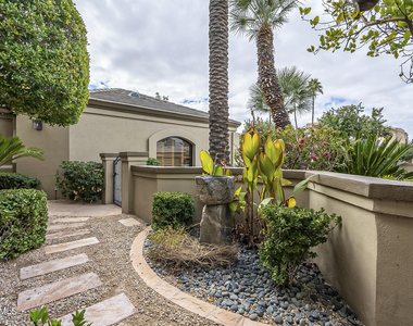 7878 E Gainey Ranch Road - Photo Thumbnail 35