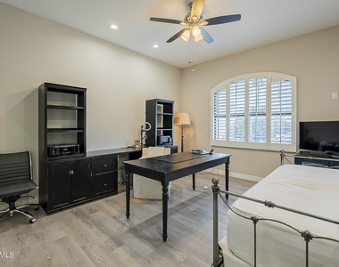 7878 E Gainey Ranch Road - Photo Thumbnail 29