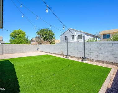 542 E Bamboo Lane - Photo Thumbnail 25