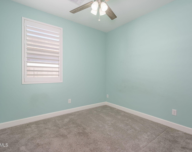 542 E Bamboo Lane - Photo Thumbnail 20