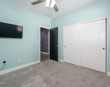 542 E Bamboo Lane - Photo Thumbnail 21