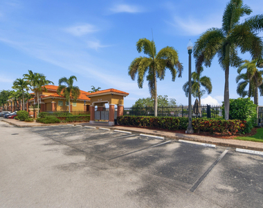 732 Sw 106th Avenue - Photo Thumbnail 32