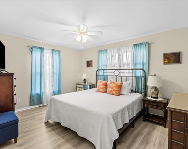 215 19th Avenue - Photo Thumbnail 15