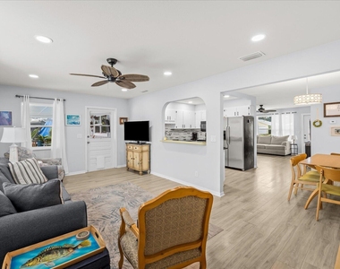 215 19th Avenue - Photo Thumbnail 12