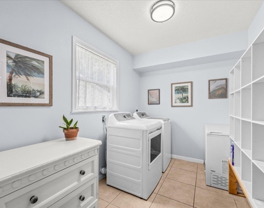215 19th Avenue - Photo Thumbnail 20