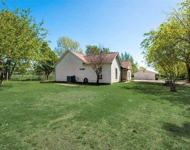 5893 Fm 1827 - Photo Thumbnail 1